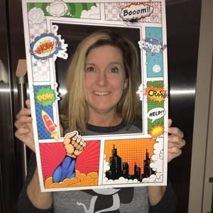 Meet your Posher, Lois